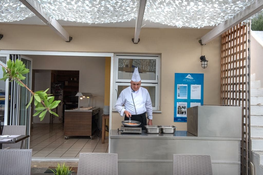 restaurants-main-building