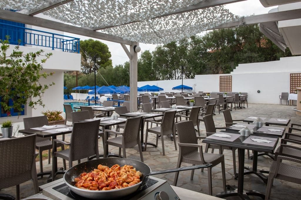 restaurants-main-building