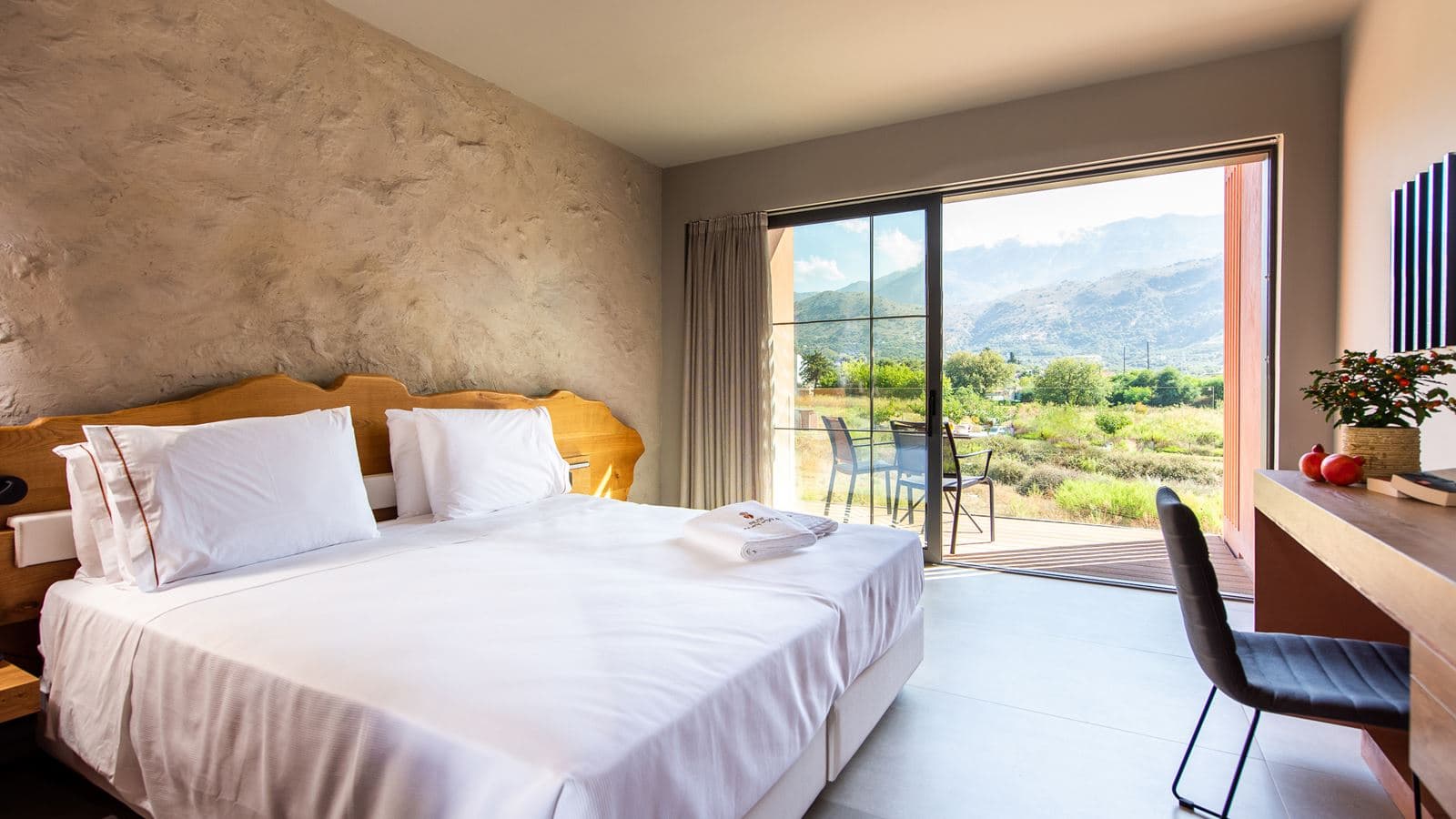 rooms-twin-room