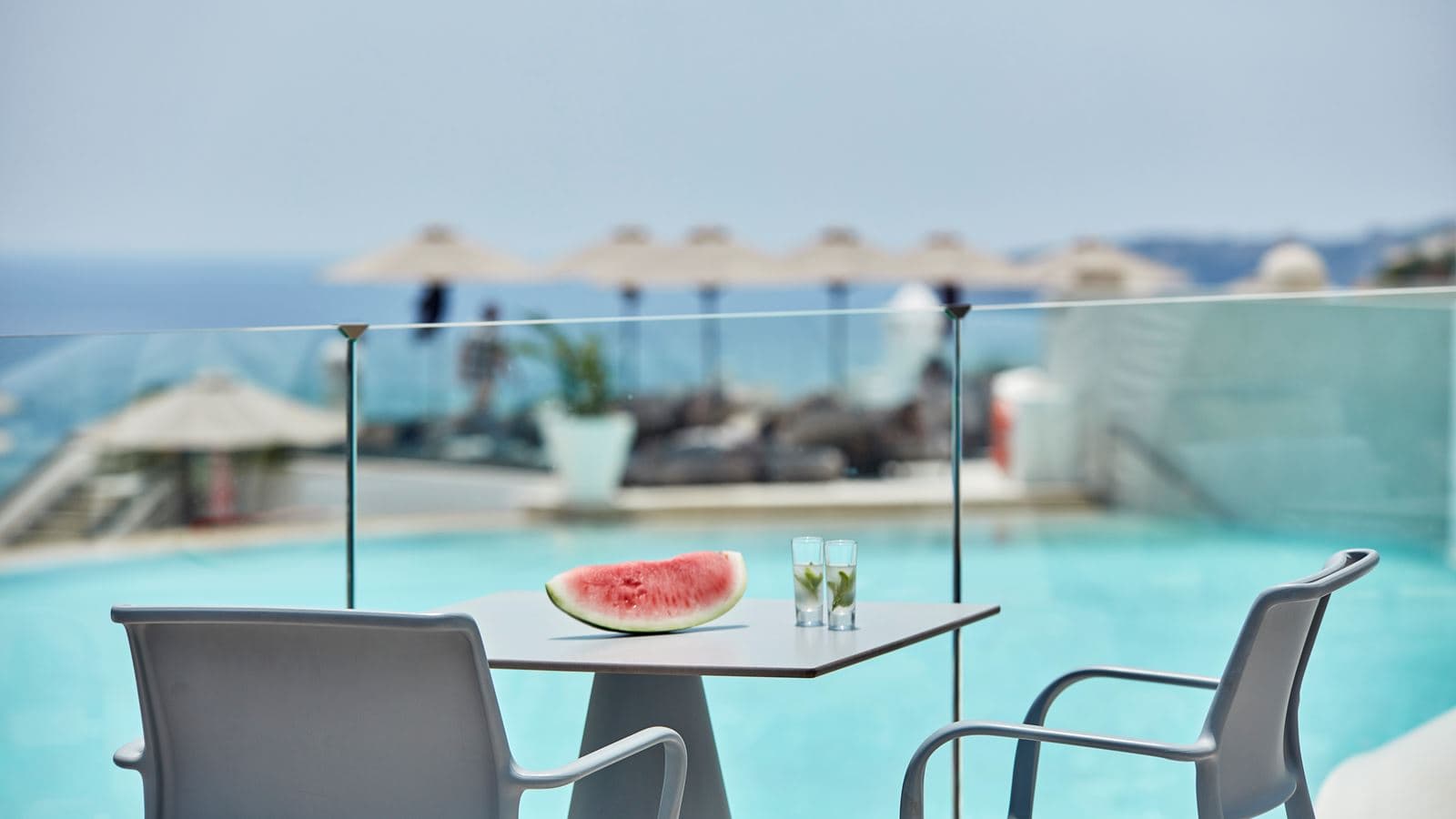 bars-mediterraneo-pool-bar