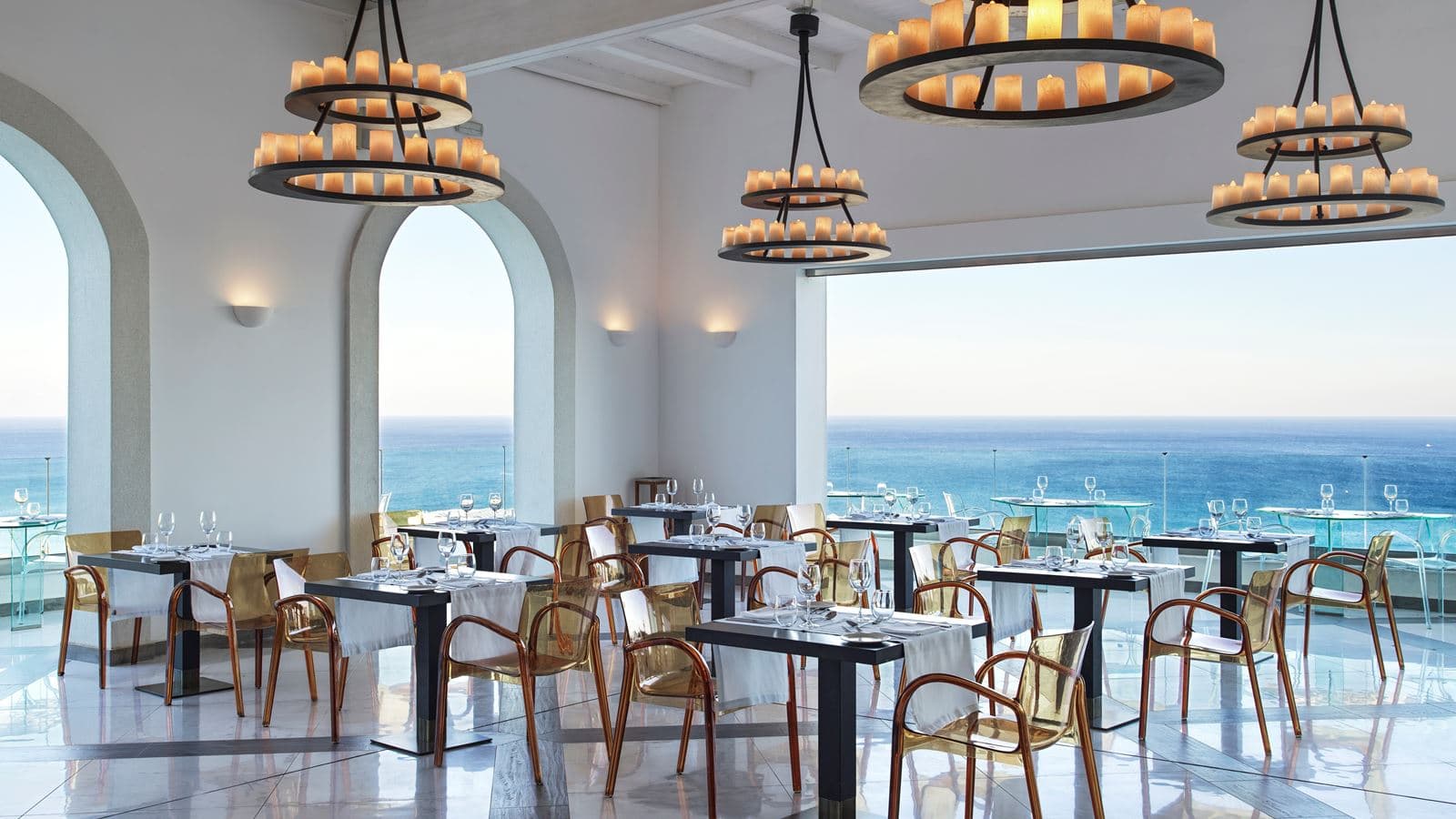restaurants-panorama-table-d-hote-restaurant