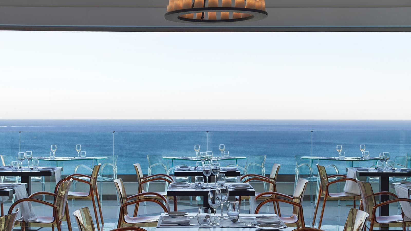 restaurants-panorama-table-d-hote-restaurant