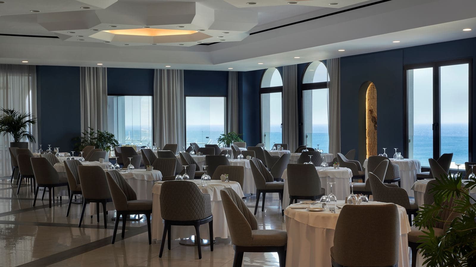 restaurants-panorama-table-d-hote-restaurant