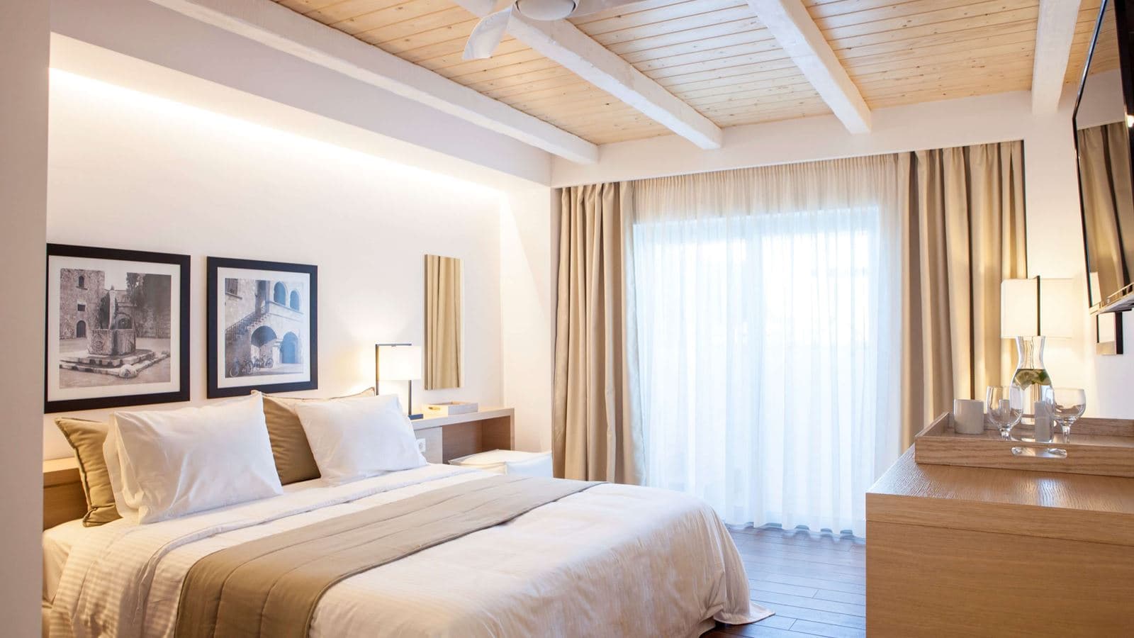 rooms-exclusive-sea-view-sharing-pool
