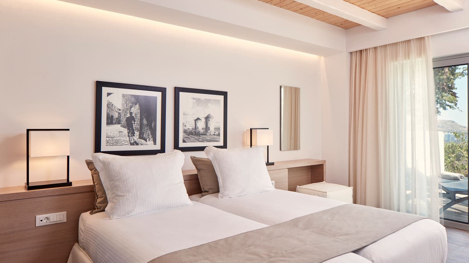 rooms-exclusive-sea-view-private-pool