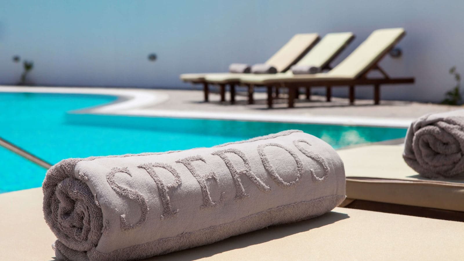 rooms-exclusive-sea-view-sharing-pool