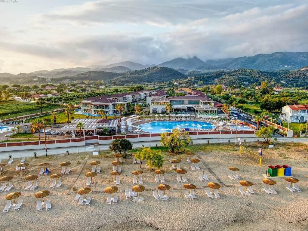 beach-main-building