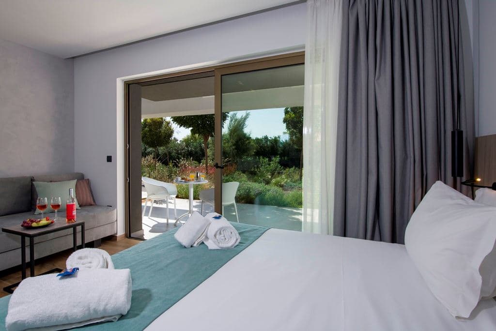 rooms-superior-double-room