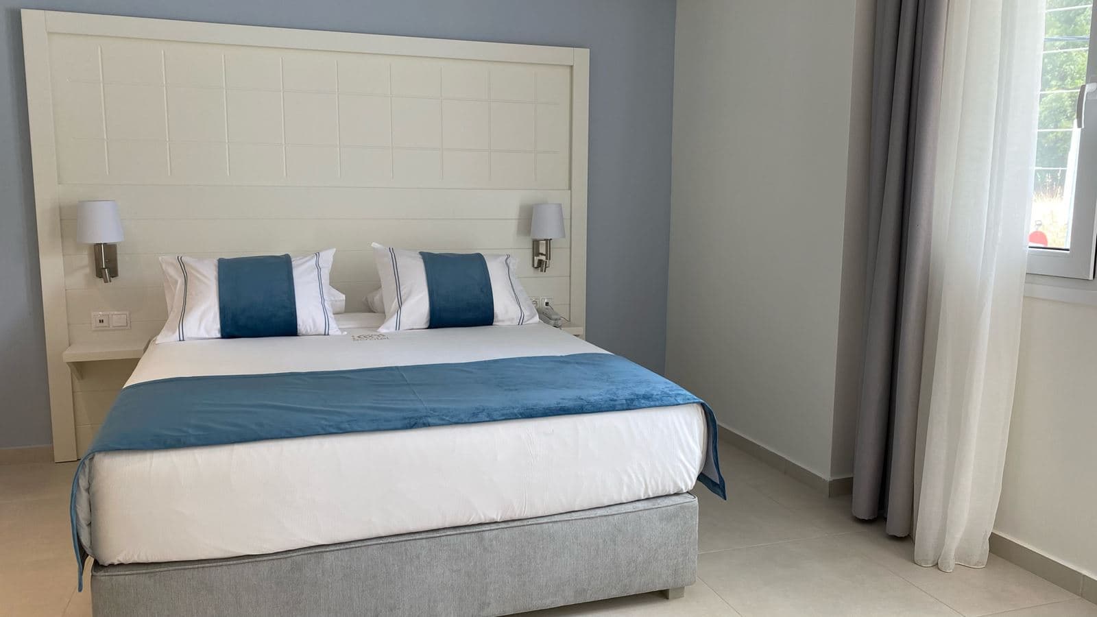 rooms-double-or-twin-standard
