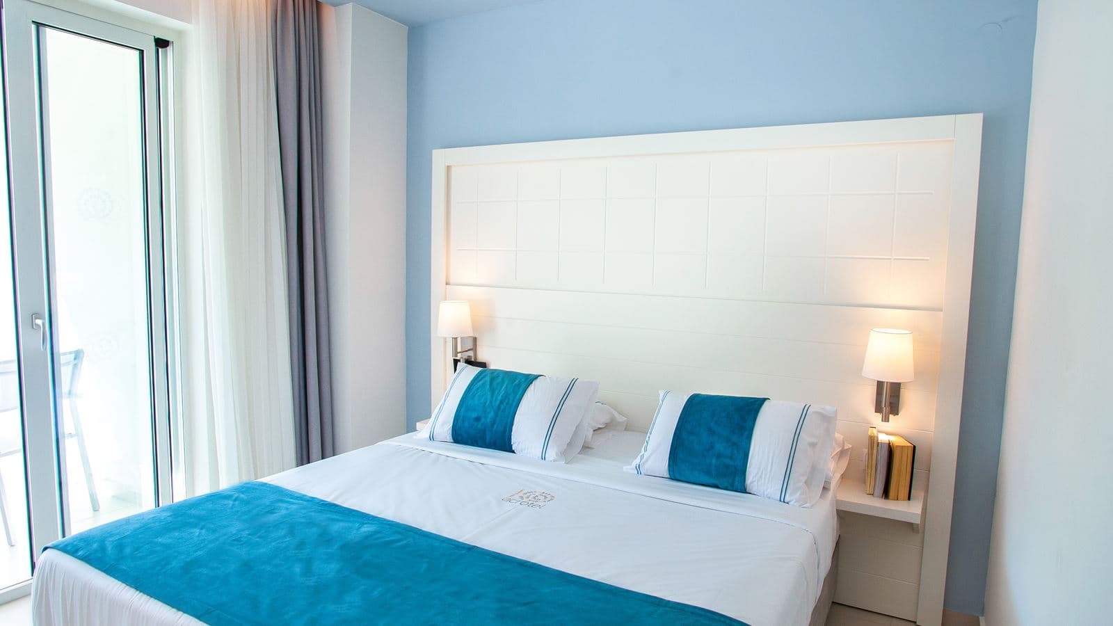 rooms-double-or-twin-standard