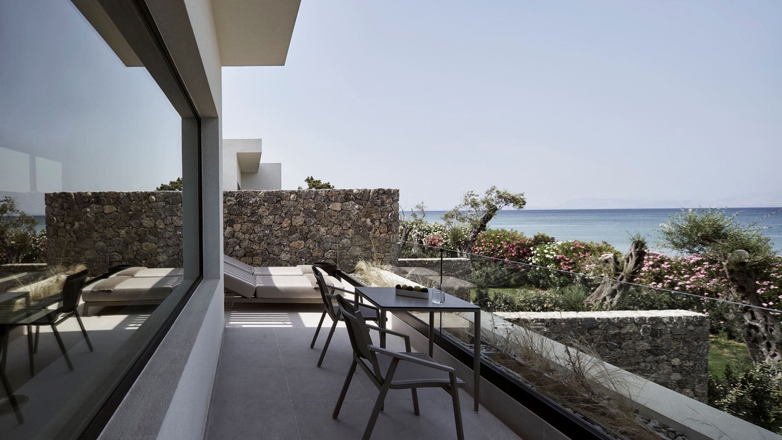 rooms-riviera-suite