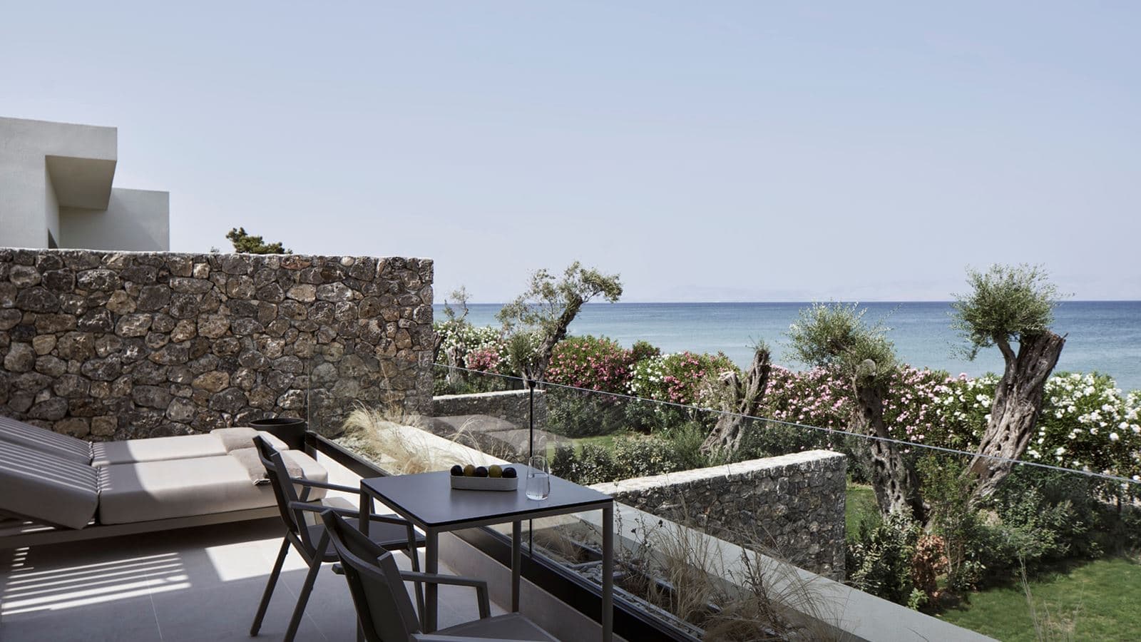 rooms-riviera-suite
