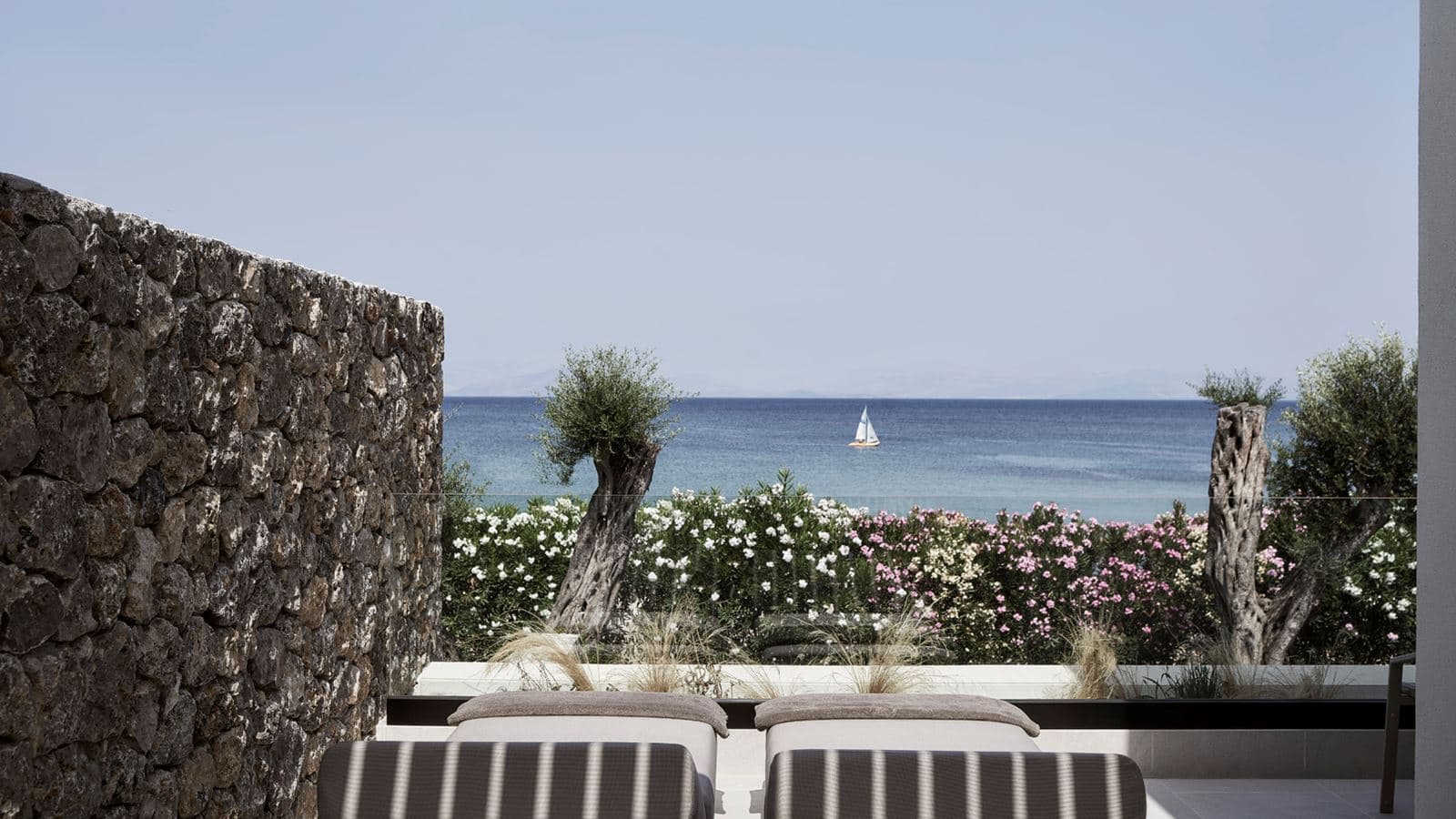 rooms-riviera-suite
