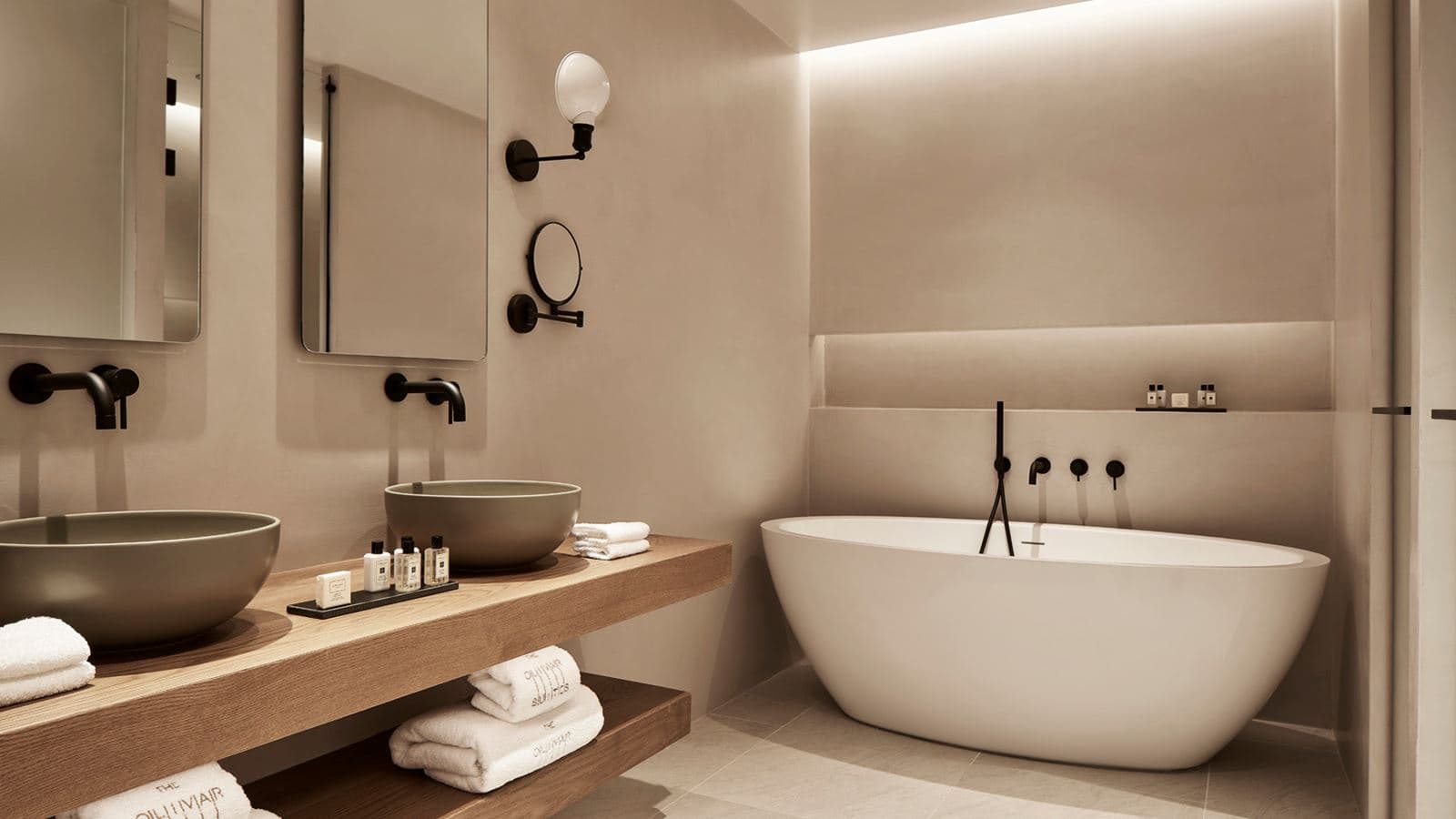 rooms-riviera-suite