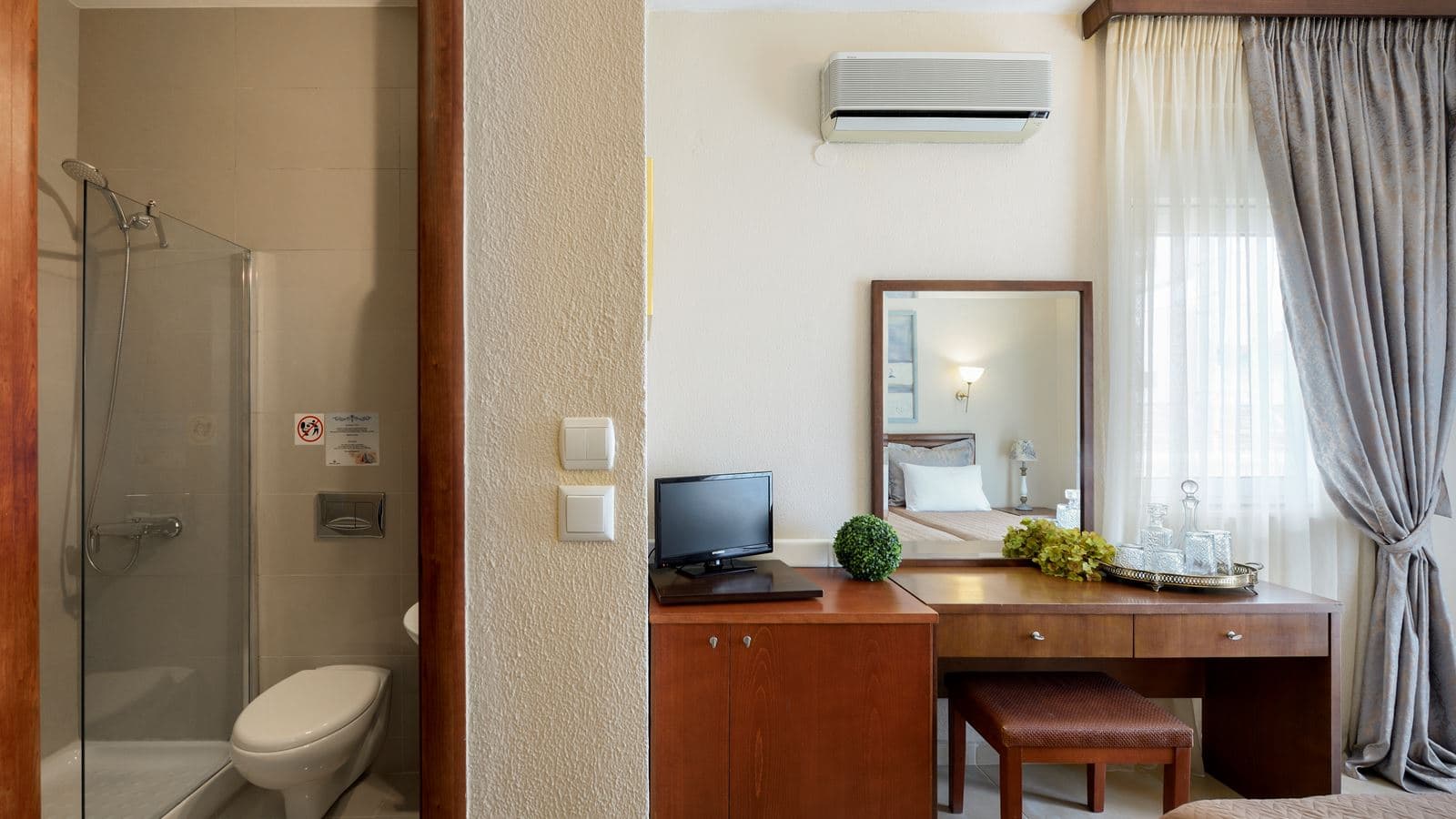 rooms-single-standard-room