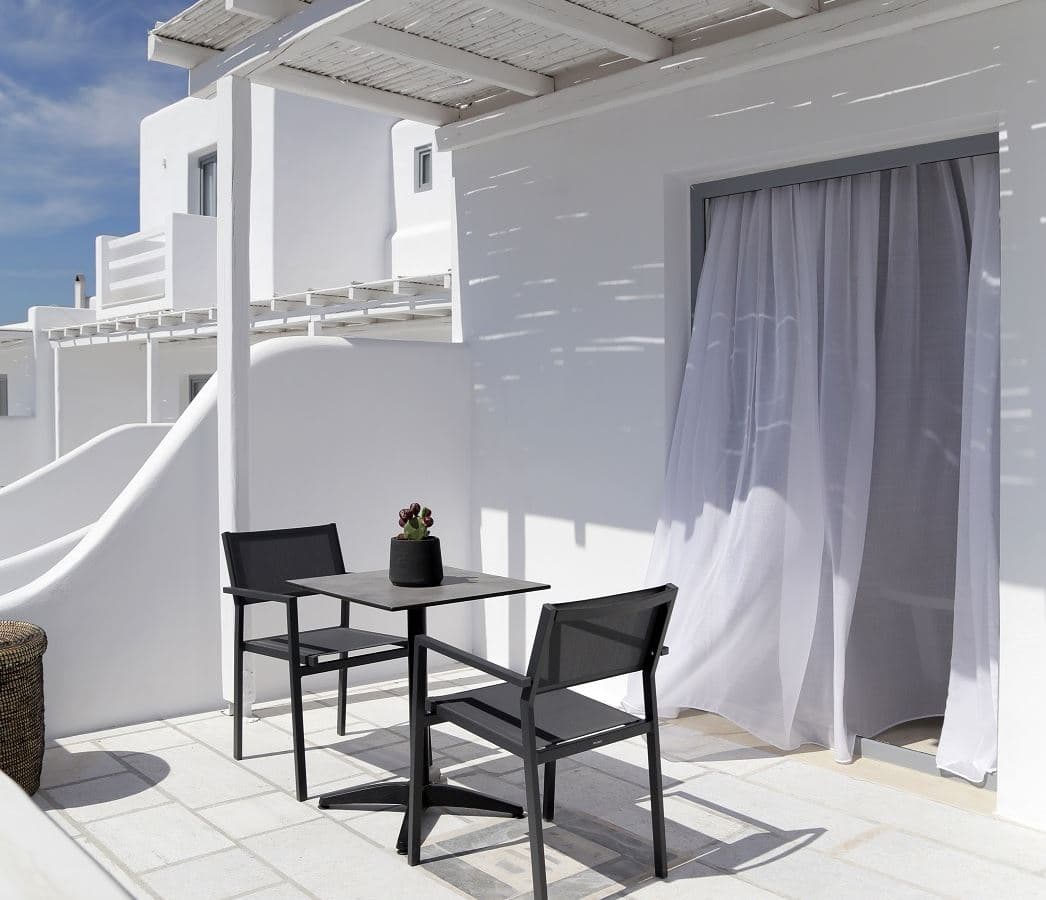 rooms-deluxe-suite-sea-view