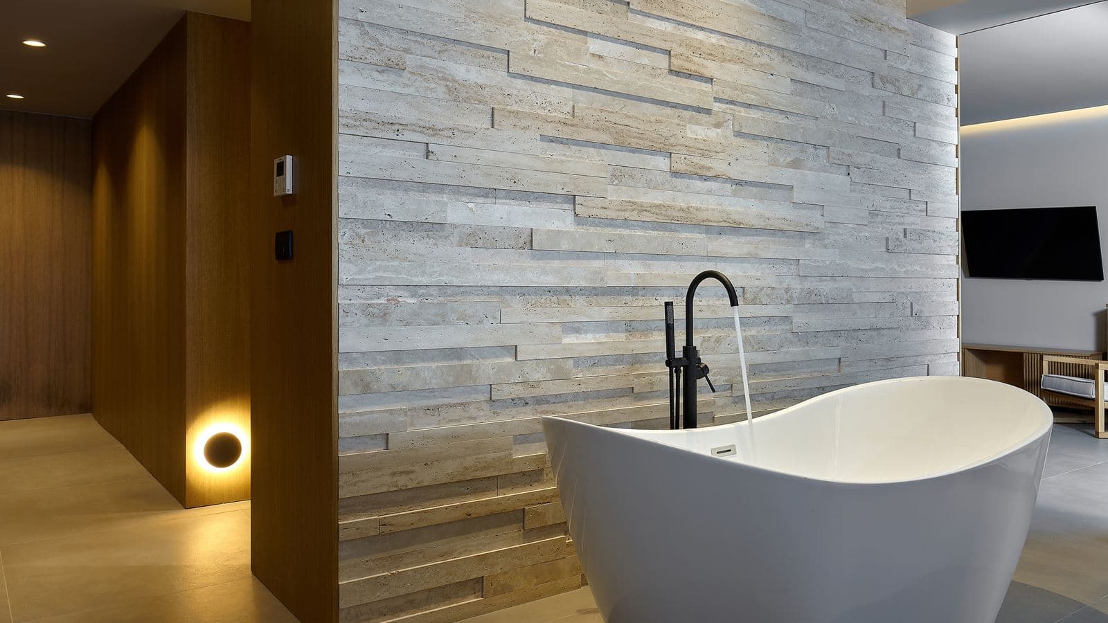 rooms-diamond-ambassador-suite-plunge-pool-sea-view