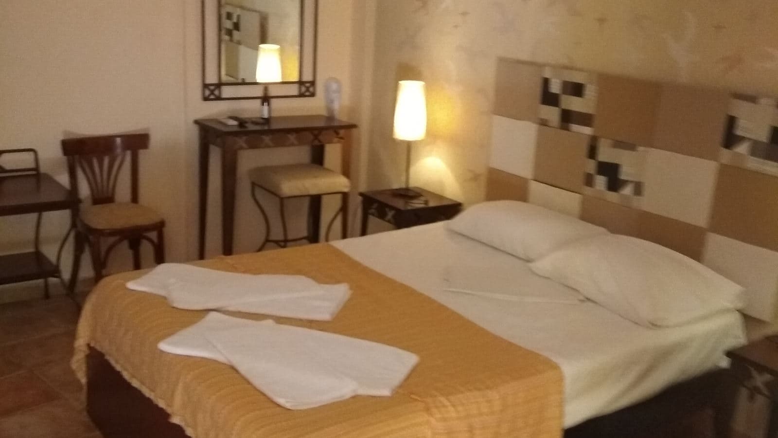 rooms-double-room