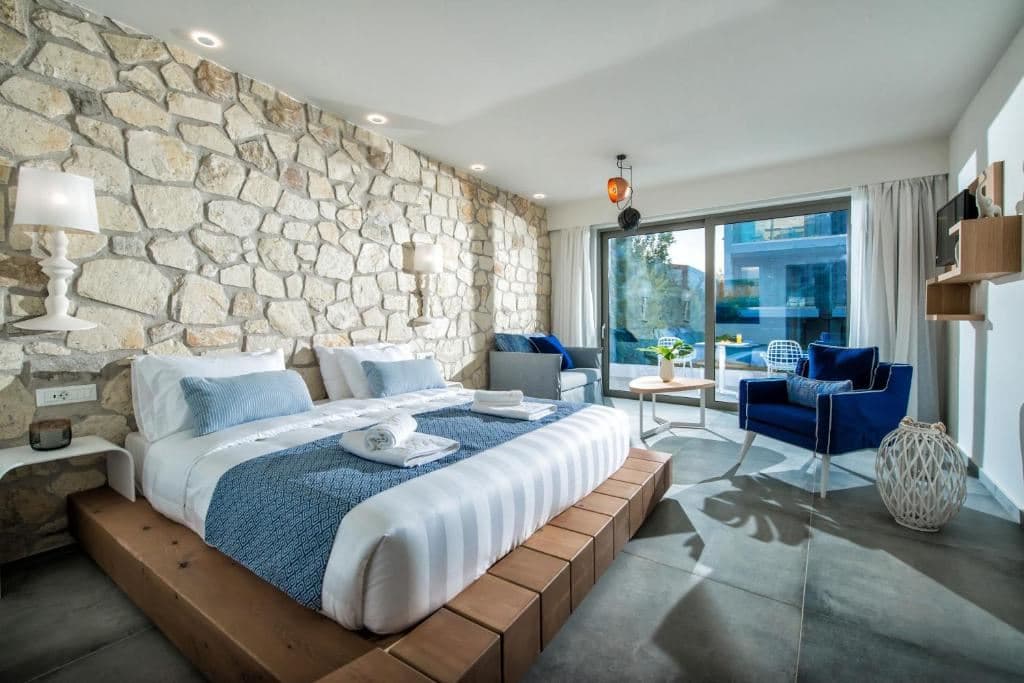 rooms-deluxe-studio
