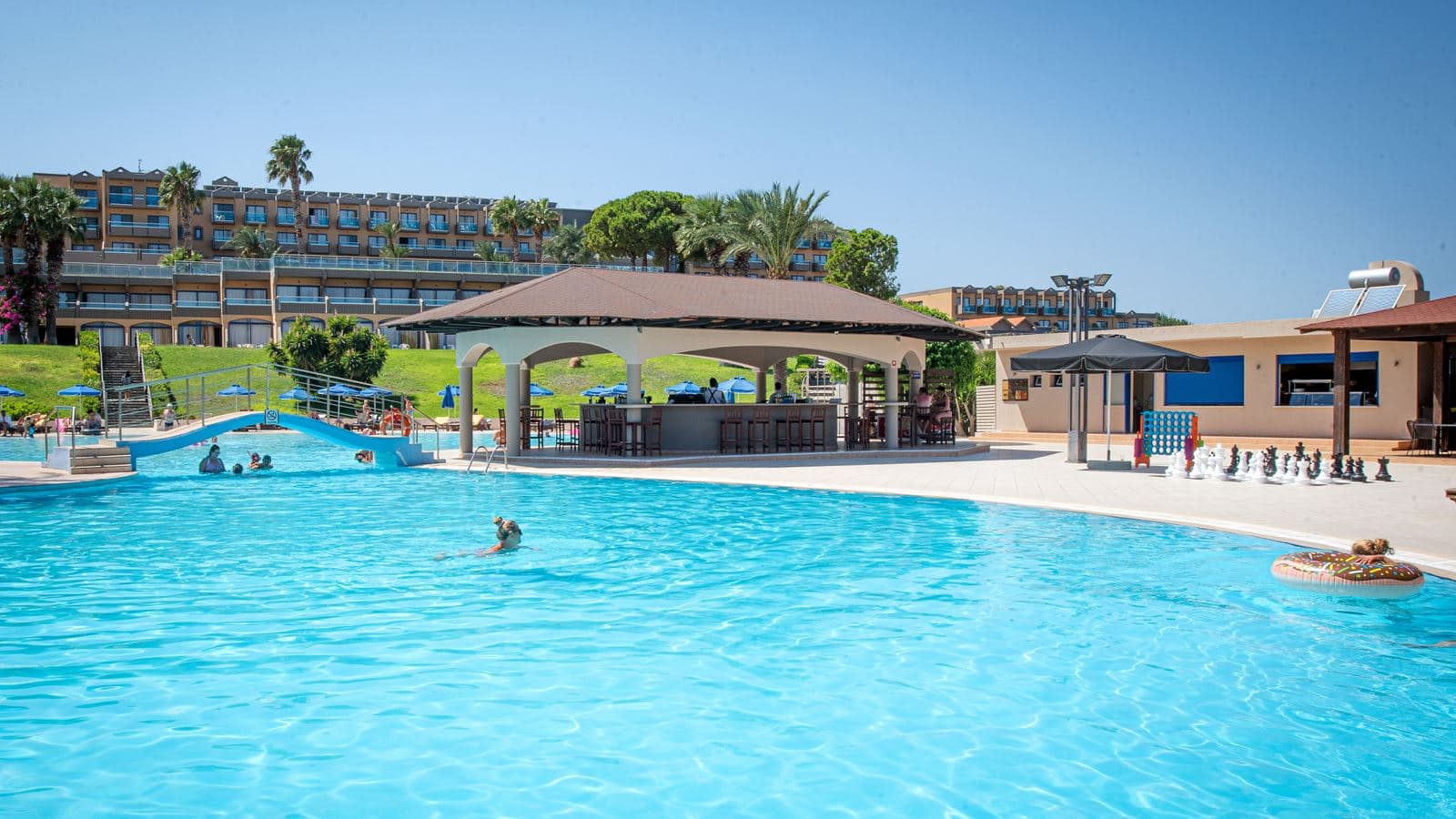 pools-outdoor-pool