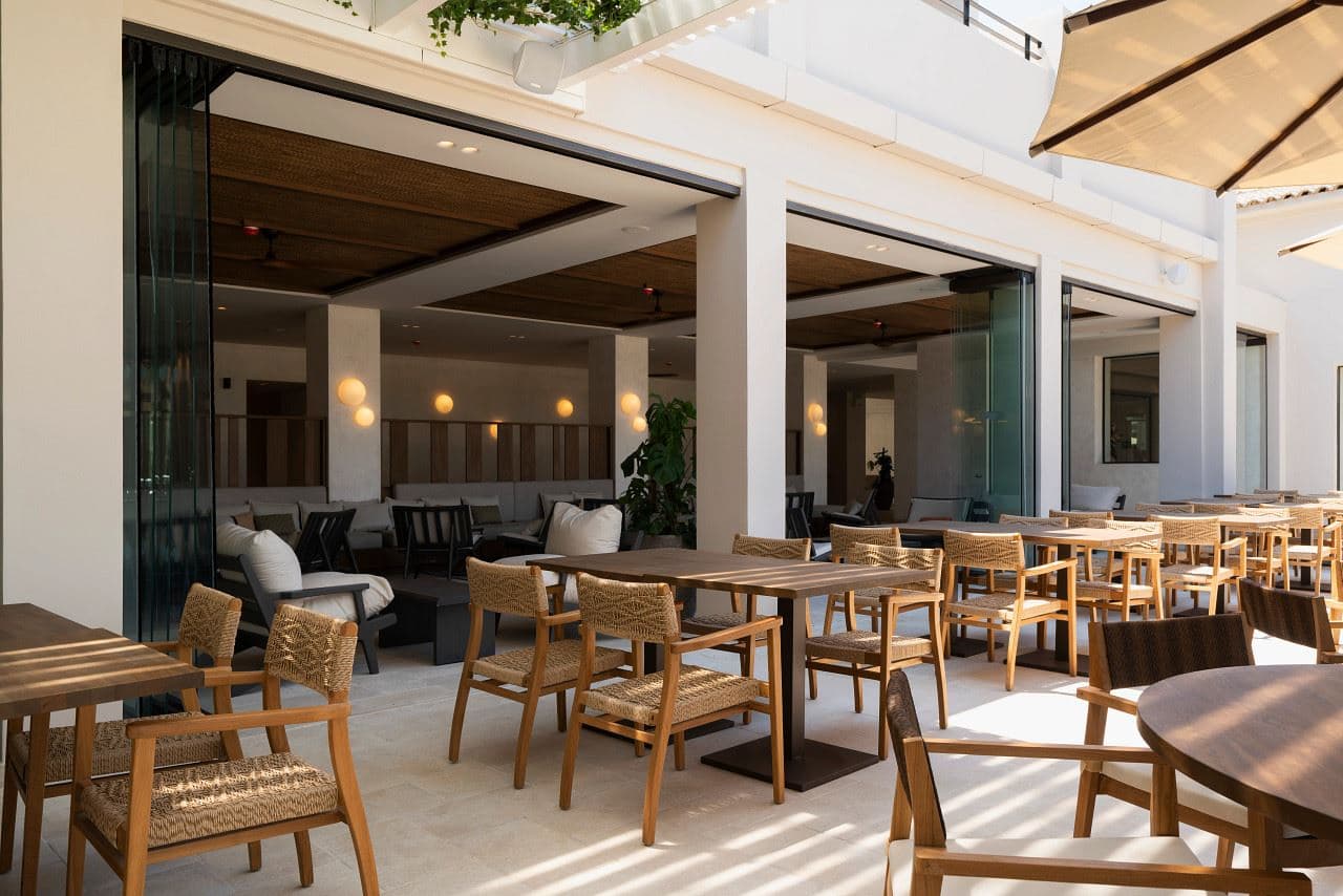 bars-rendezvous-lobby-bar