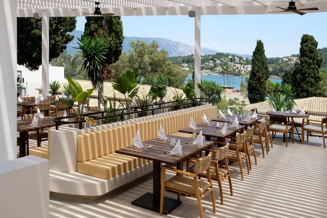 restaurants-world-cafe-international-buffet