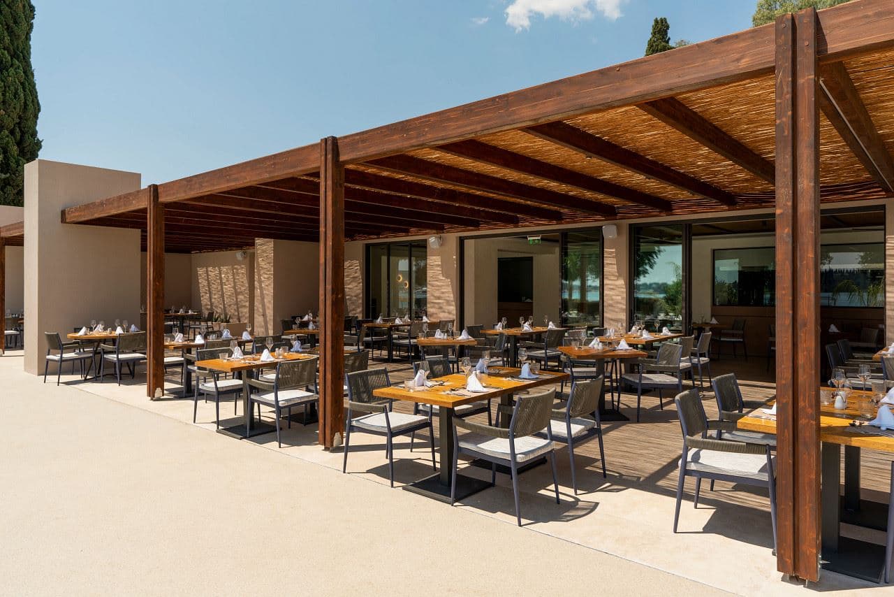restaurants-oceana-seafood-restaurant