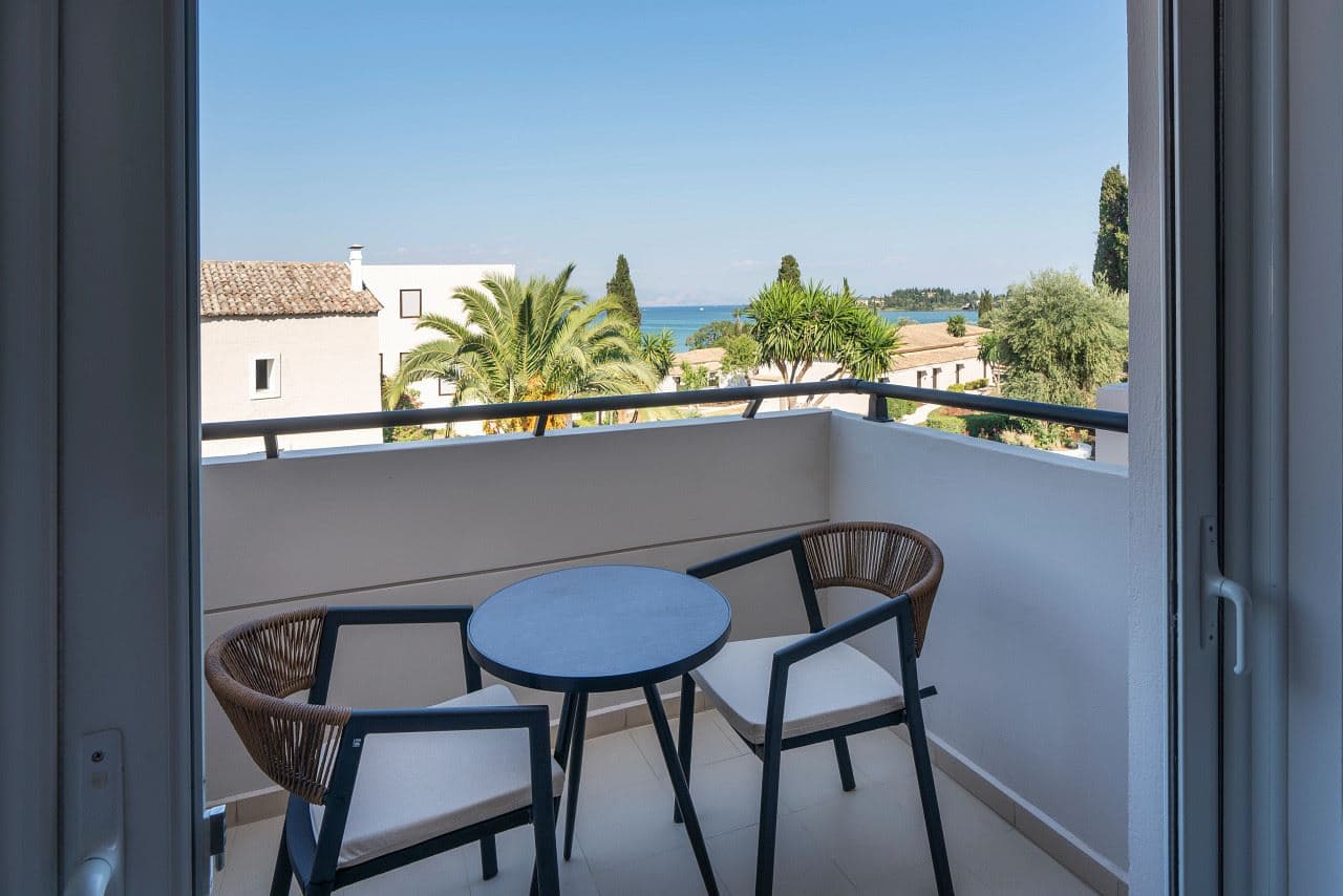rooms-family-inland-view