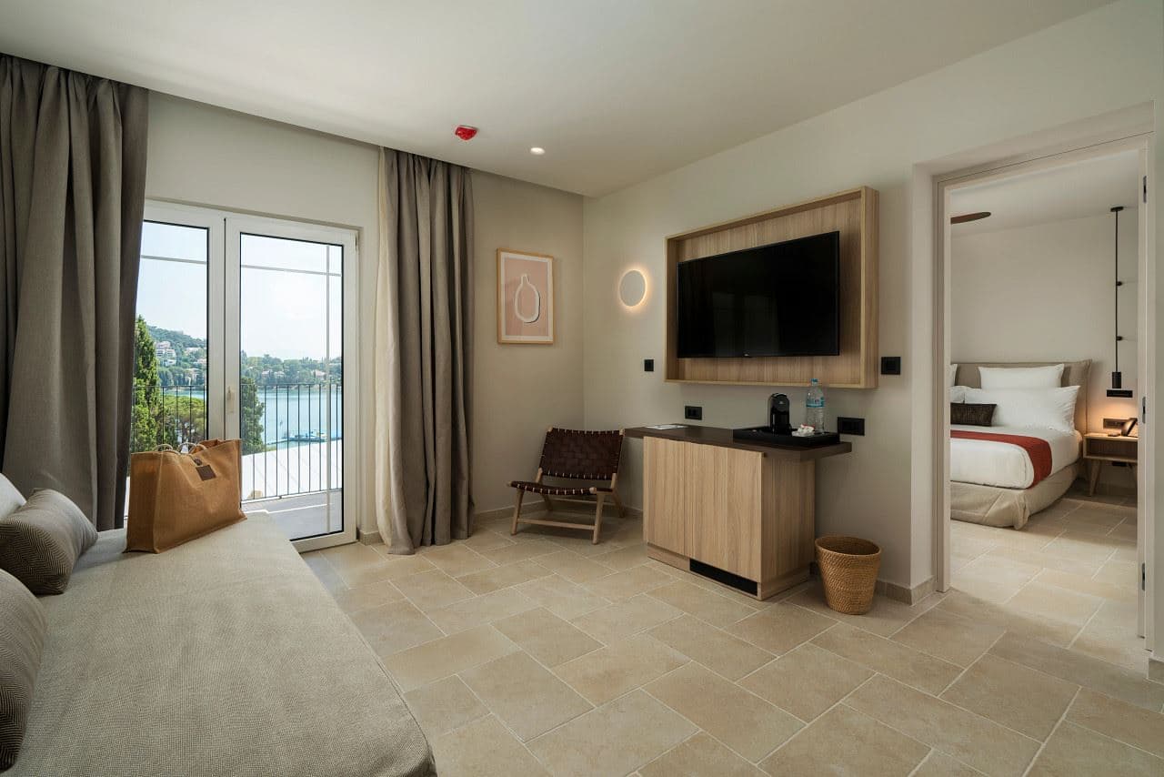 rooms-suite-family-sea-view