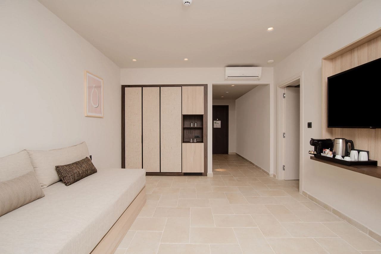 rooms-preferred-club-bungalow-master-suite-garden-view