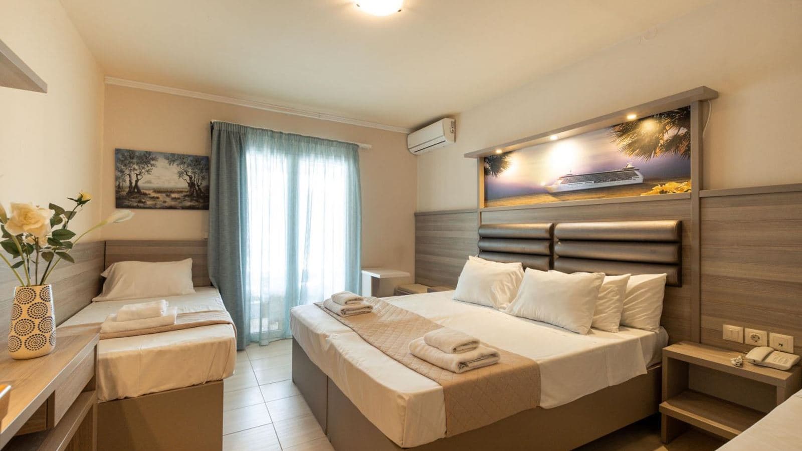rooms-quadruple-room-sv