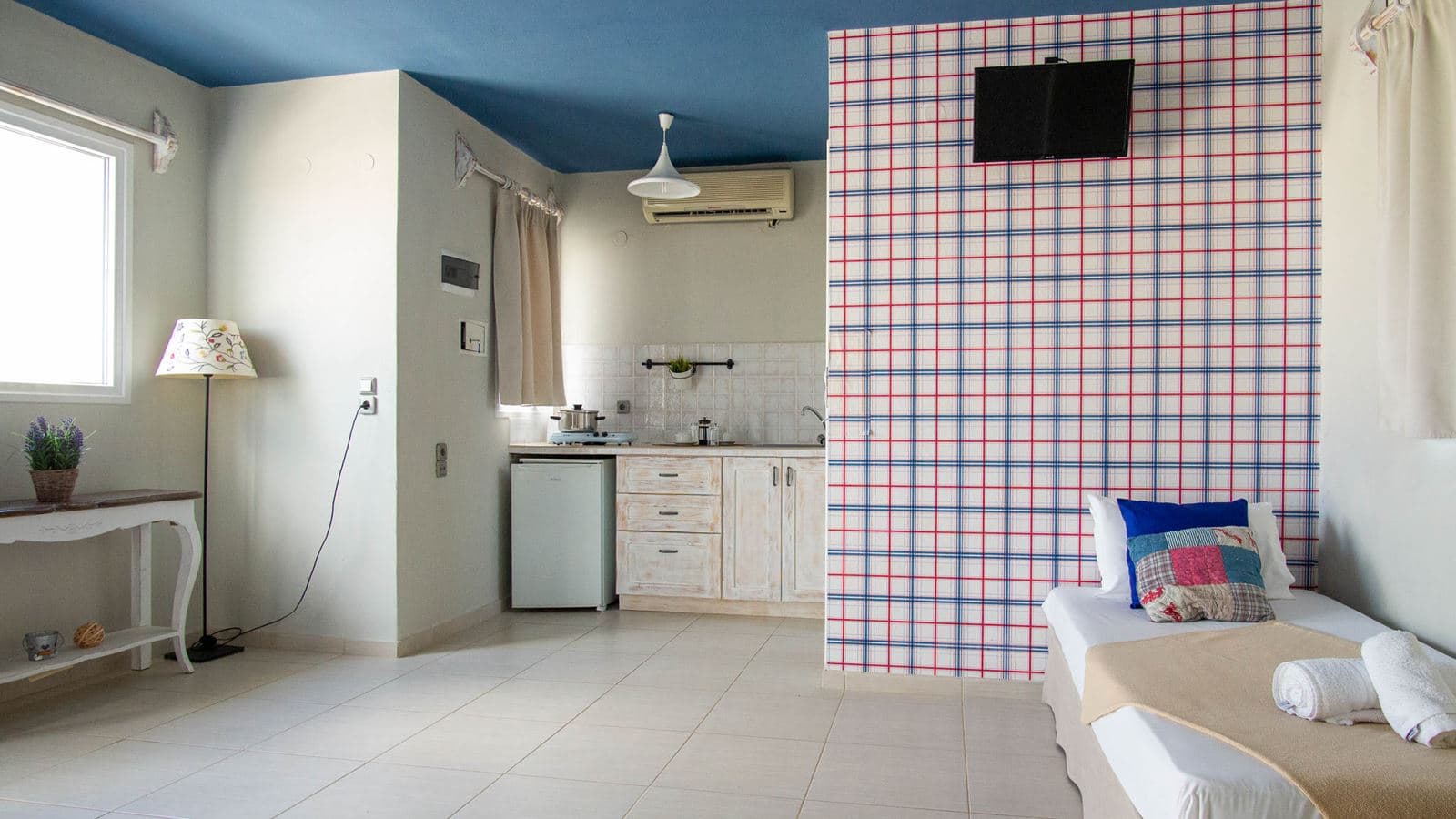 rooms-studio-superior-triple-balcony-or-terrace