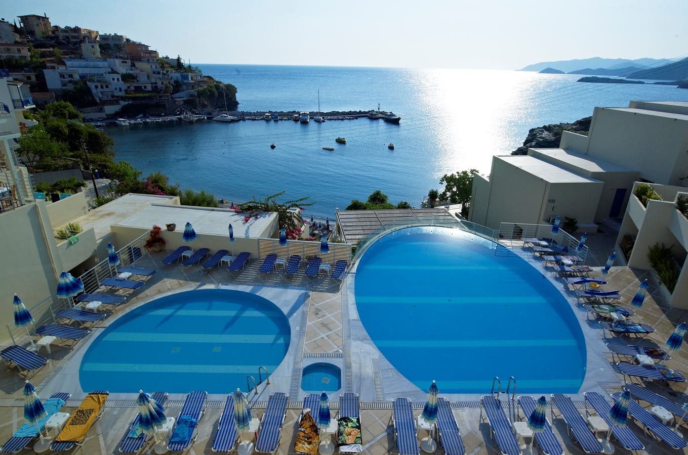 pools-outdoor-pool