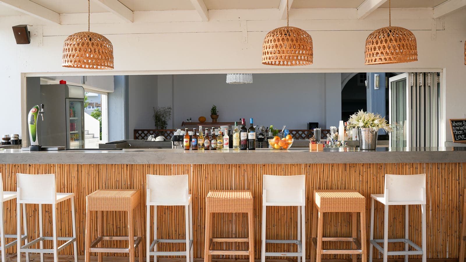 bars-beach-bar