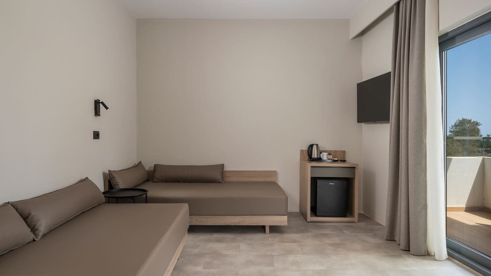 rooms-double-garden-view