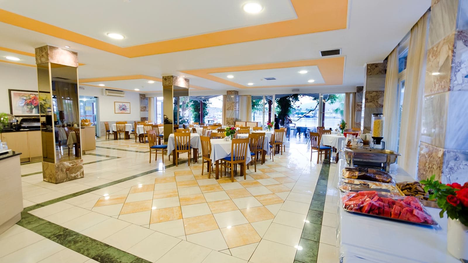 restaurants-main-restaurant