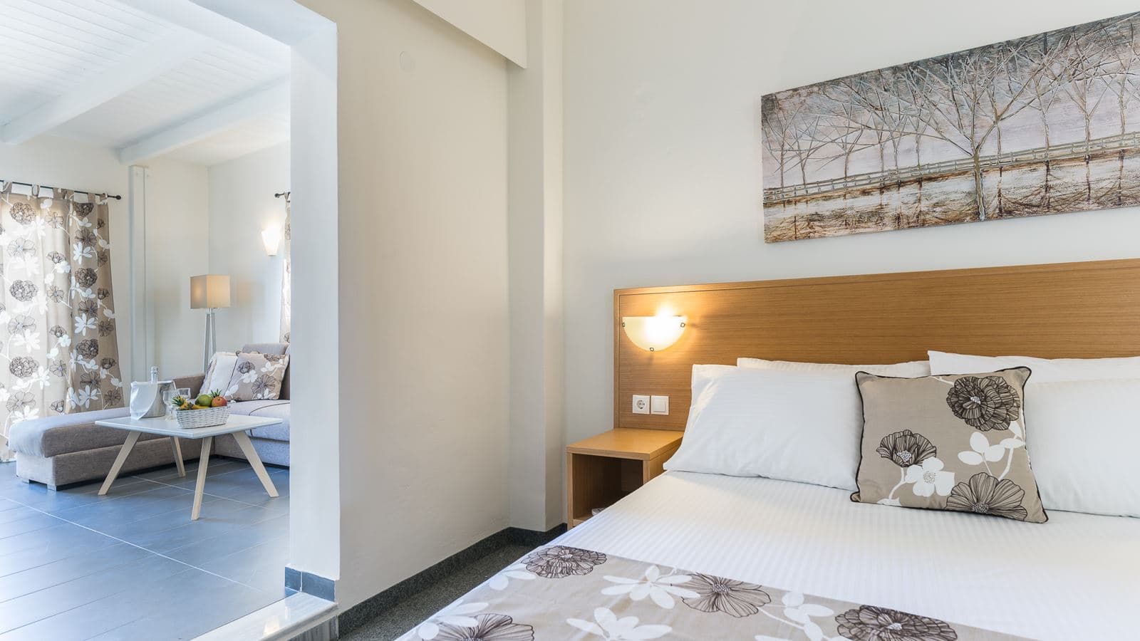 rooms-junior-suite-with-openair-jacuzzi