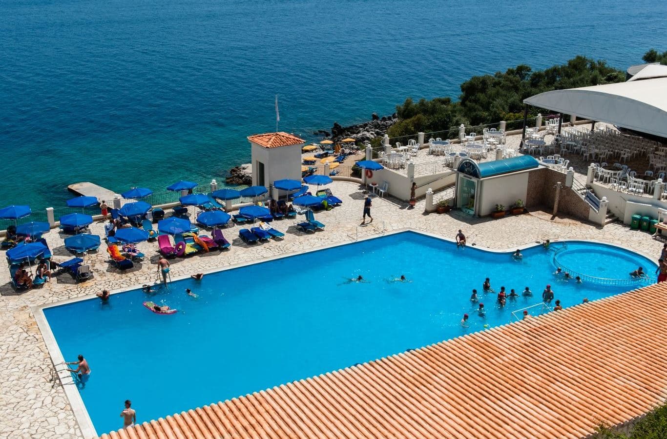 pools-outdoor-childrens-pool