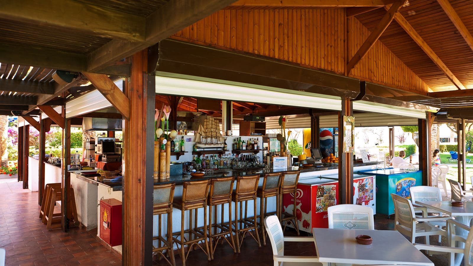 bars-beach-bar