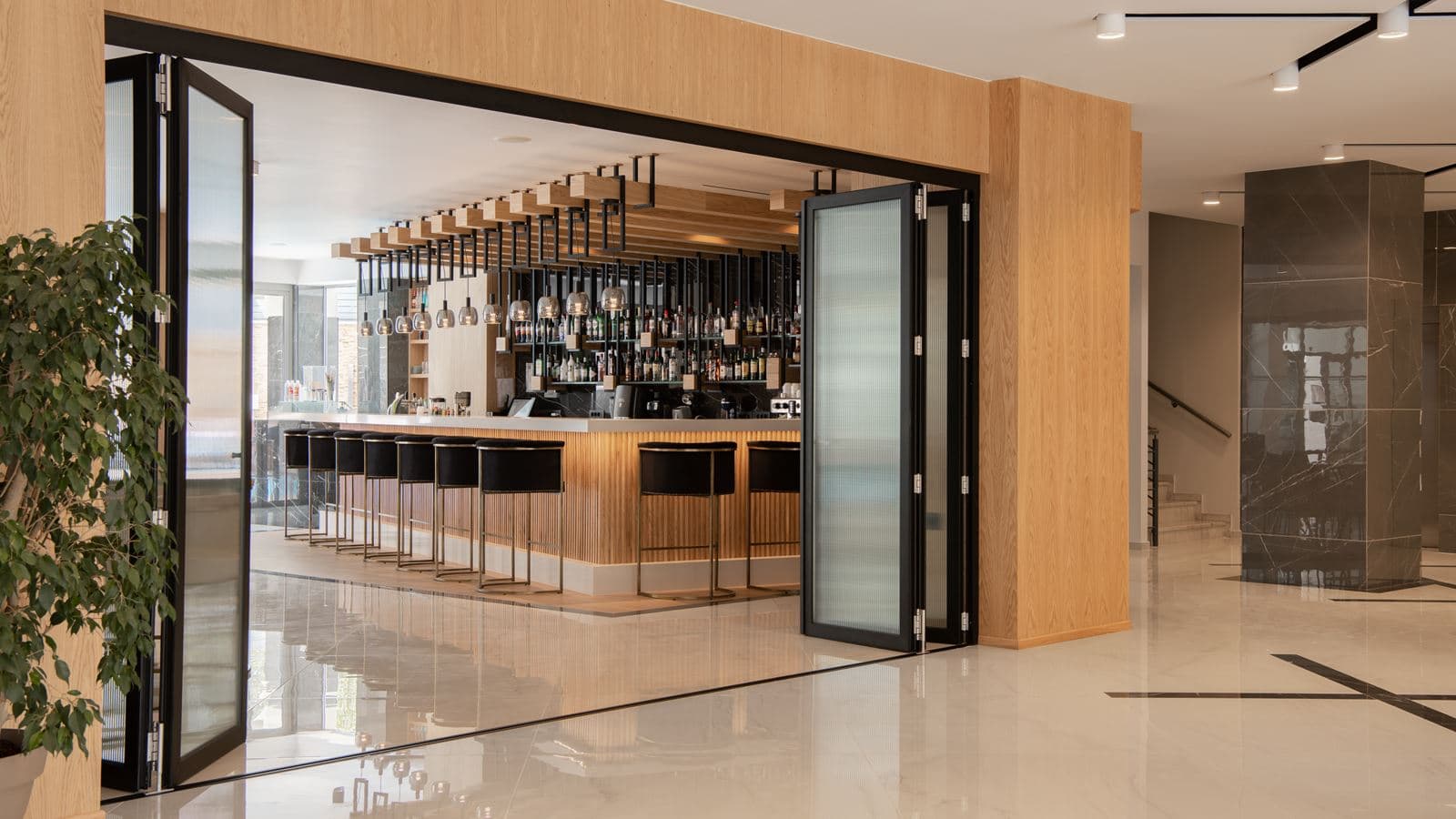 bars-bio-pool-bar