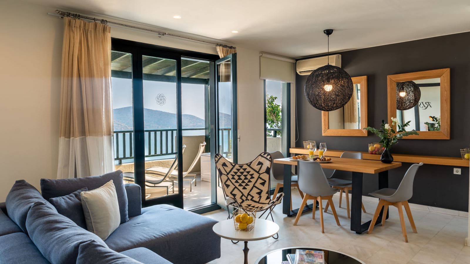 rooms-junior-suite-sea-view
