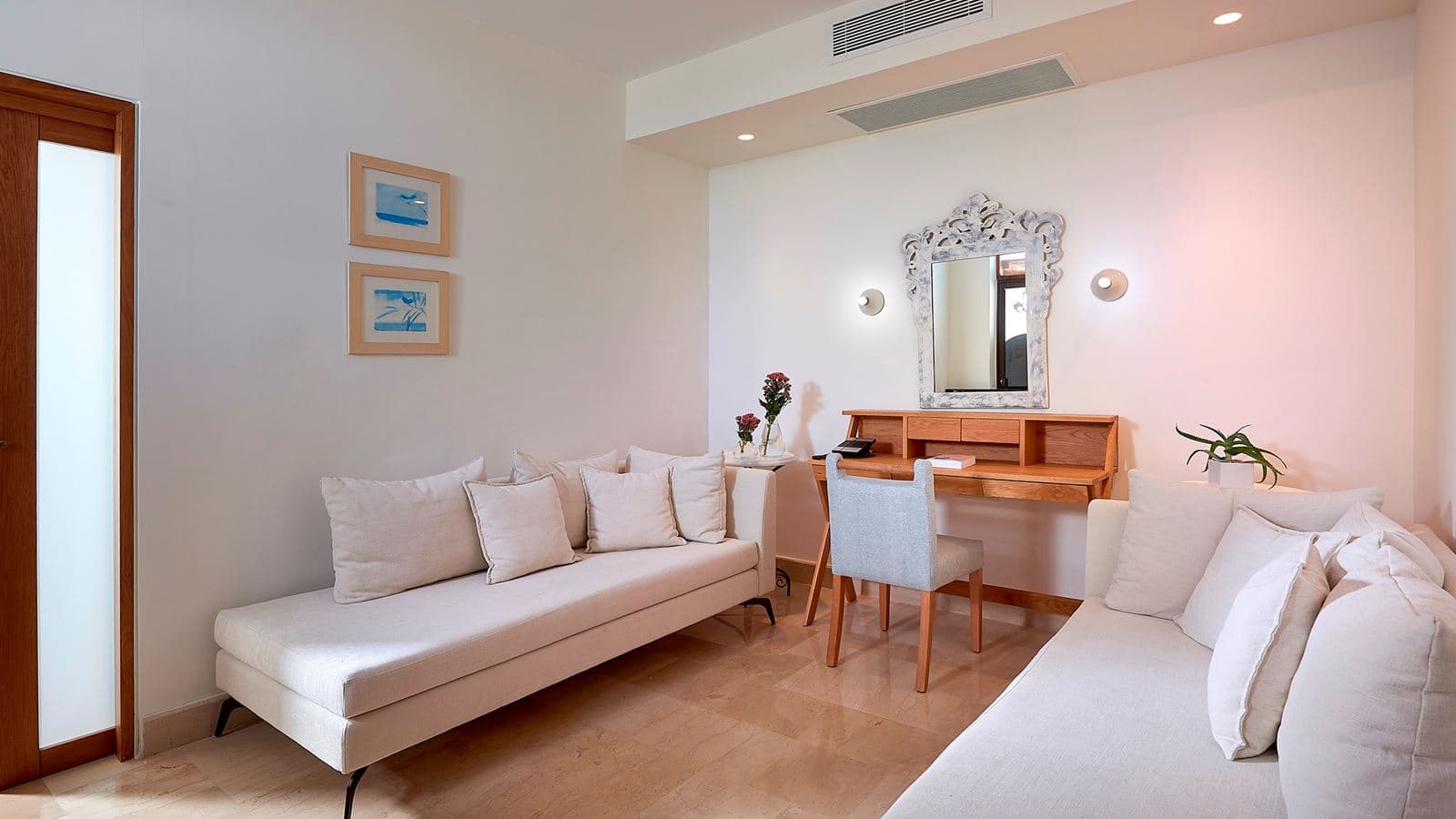 rooms-classic-suite-1bdrm-sea-view
