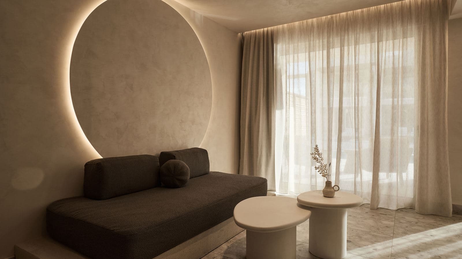 rooms-loft-suite-maisonette-seaview-ourdoor-jacuzzi