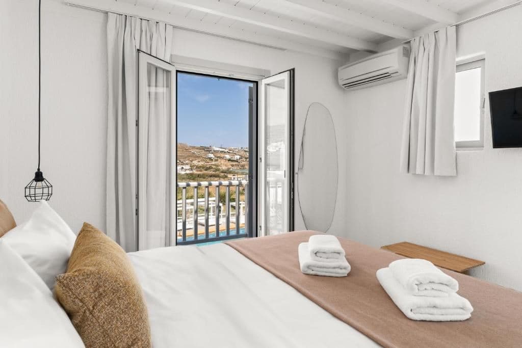 rooms-triple-room-sea-view