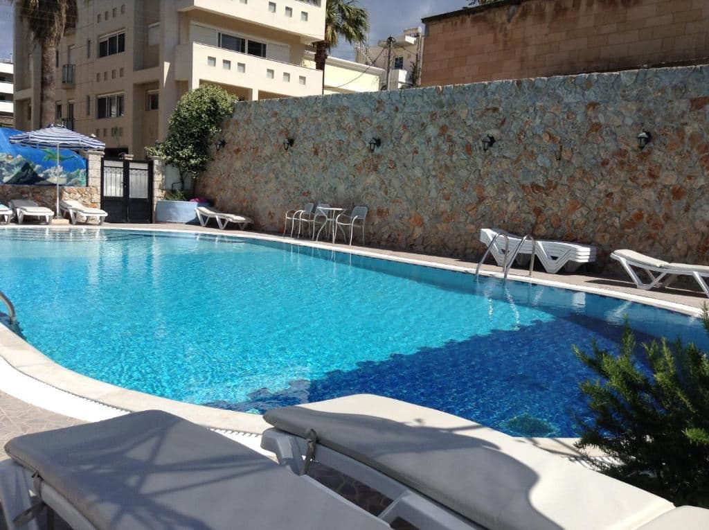 pools-outdoor-pool