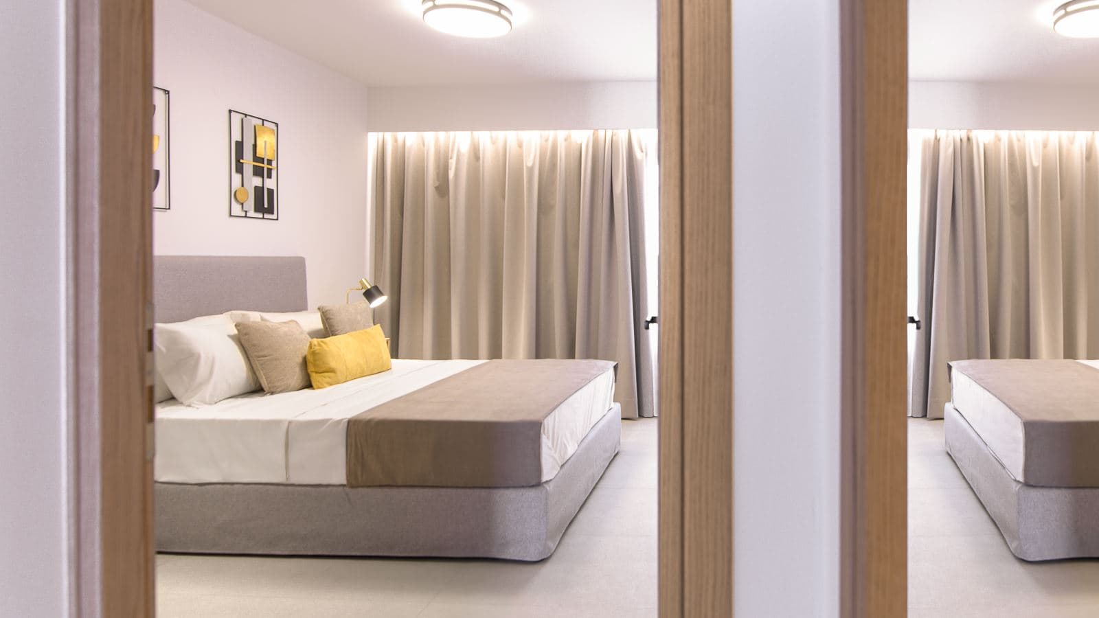 rooms-deluxe-family-suite--cityview-balcony