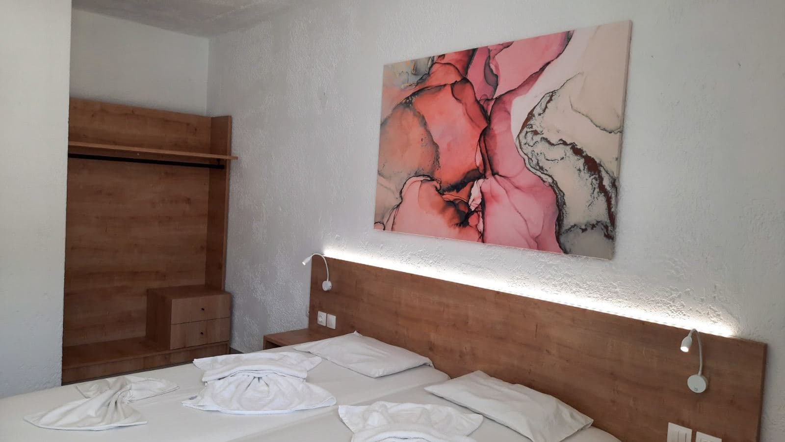 rooms-family-room