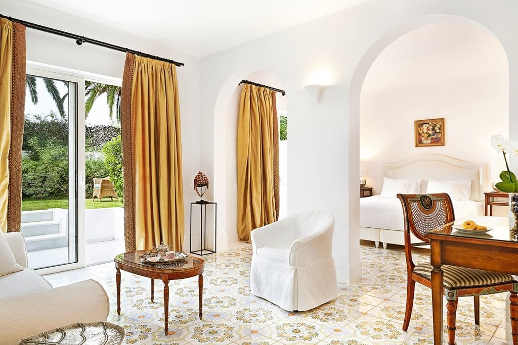 rooms-suite-bungalow-open-plan