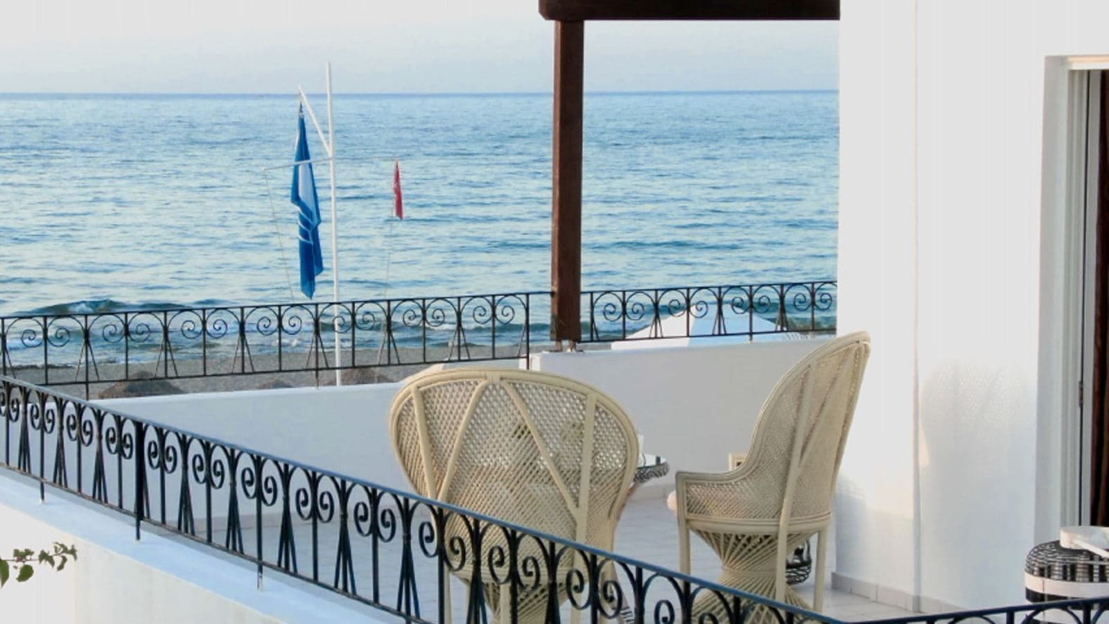rooms-beach-villa-2-bedrooms