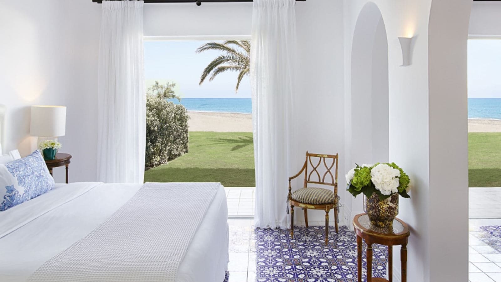 rooms-beach-villa-2-bedrooms